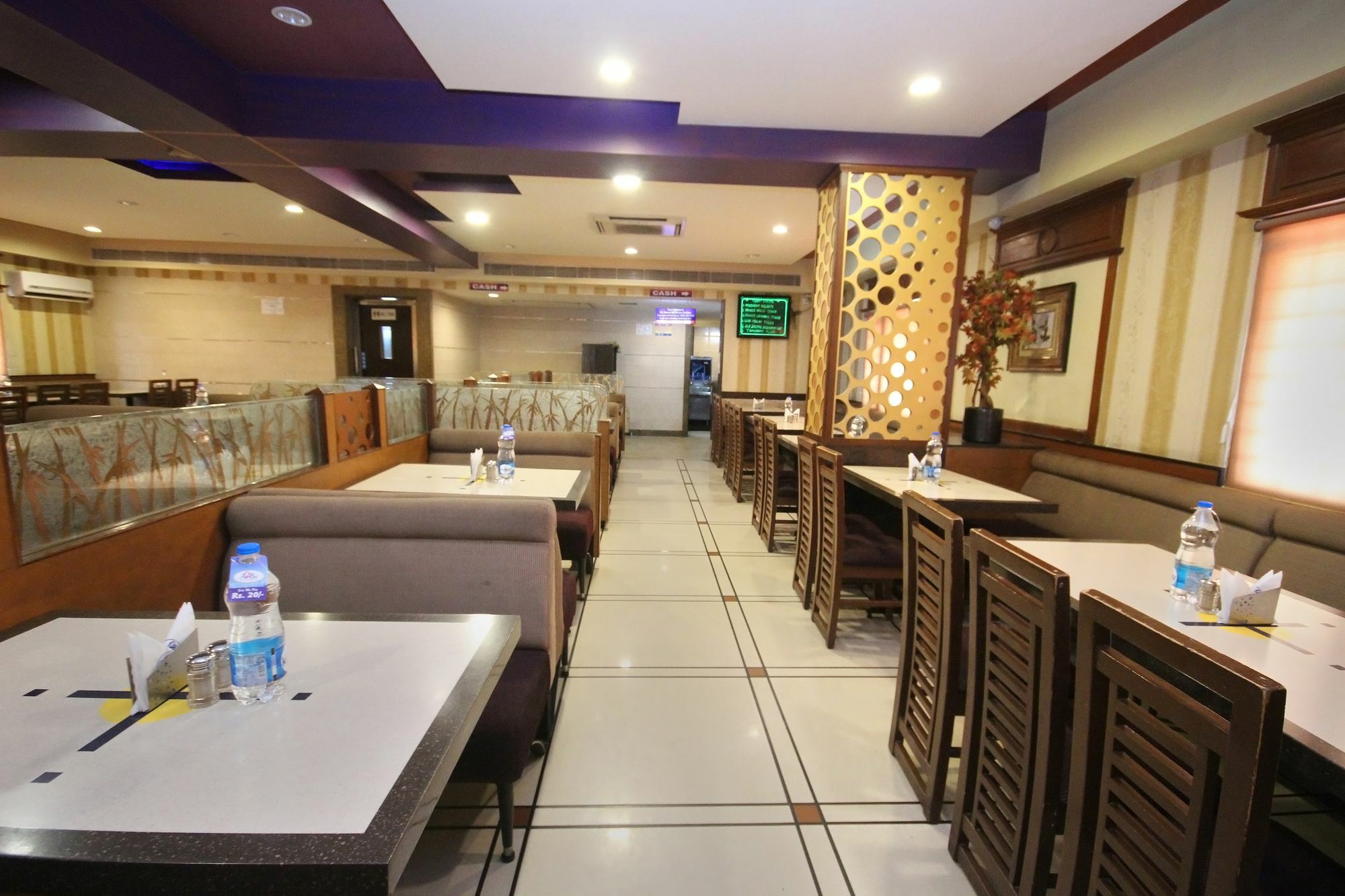 Oyo 579 Hotel Aab Бангалор Экстерьер фото